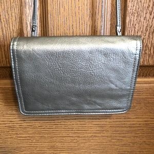 Metallic Adjustable Purse